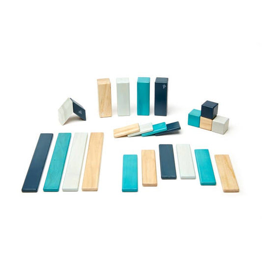 24 Piece Magnetic Wooden Block Set